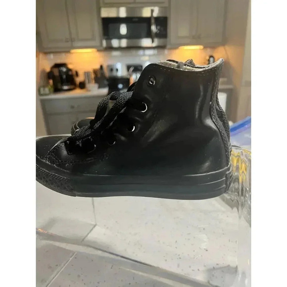 CONVERSE ALL STARS  faux leather hightop chuck taylor kids size 13 - Picture 2 of 9